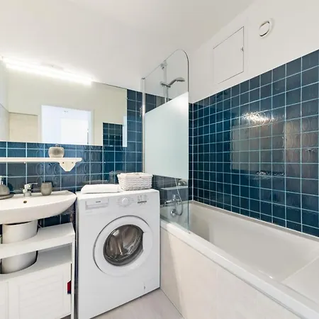 With Swimming-pool Balcony And Breathtaking View On Apartment Marseille