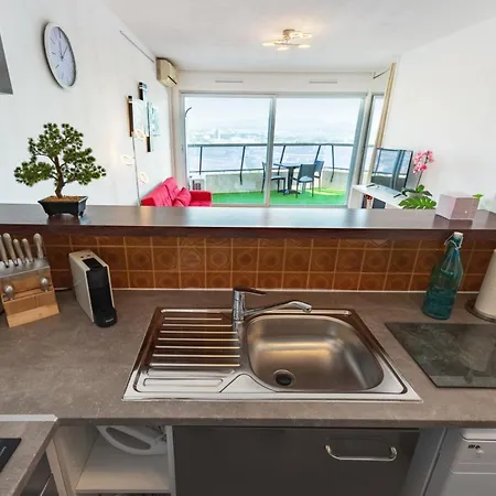 Apartment With Swimming-pool Balcony And Breathtaking View On *